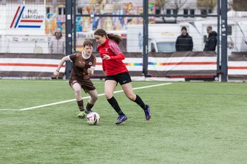 Bild 312 - wBJ FC St. Pauli - Walddoerfer SV : Ergebnis: 3:4
